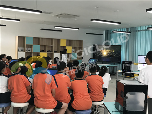 江蘇省南京外國語學校淮安分校小學部